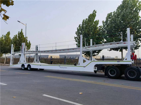 車(chē)輛運(yùn)輸半掛車(chē)